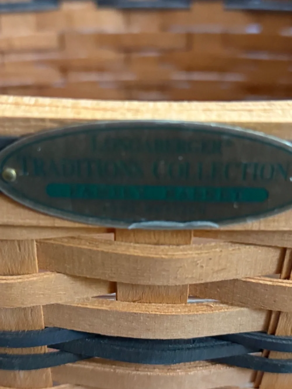 Longaberger Traditions Collections Family Basket 1995 with Protector/NIB
